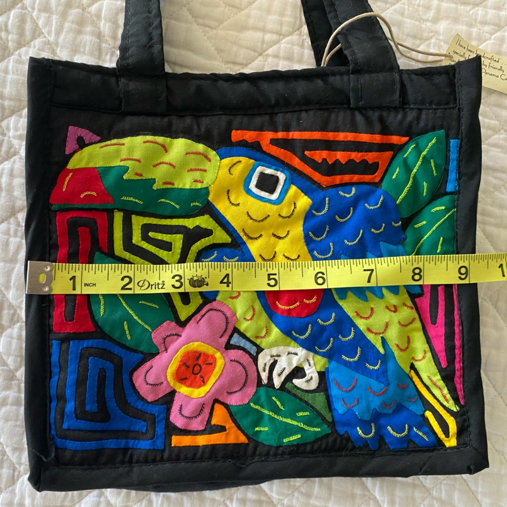 Handcrafted in Panama bright colorful quilted tropical toucan top zip bag - Picture 4 of 9